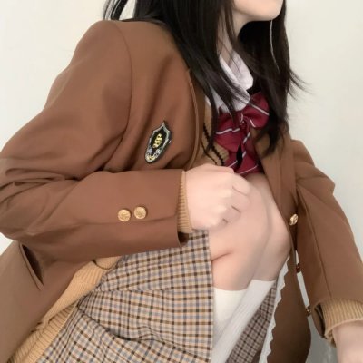 东京答案 海报